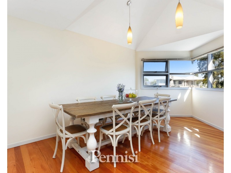 1/4 Herbert Street, Pascoe Vale VIC 3044