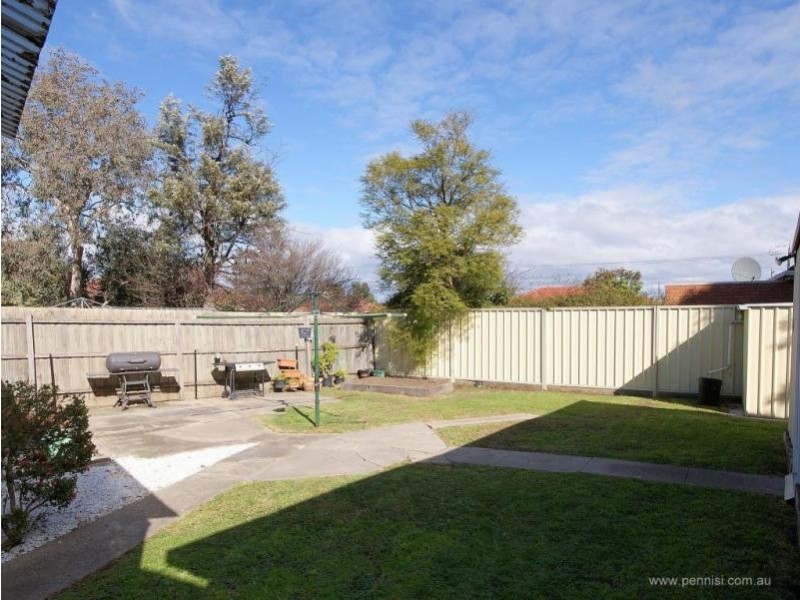 60 Tadstan Drive, Tullamarine VIC 3043