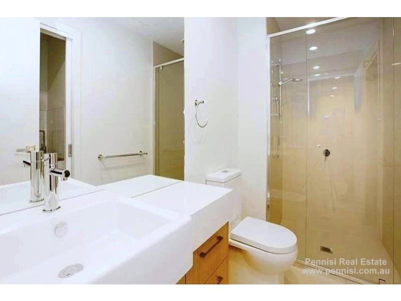 107D/4 La Scala Avenue, Maribyrnong VIC 3032