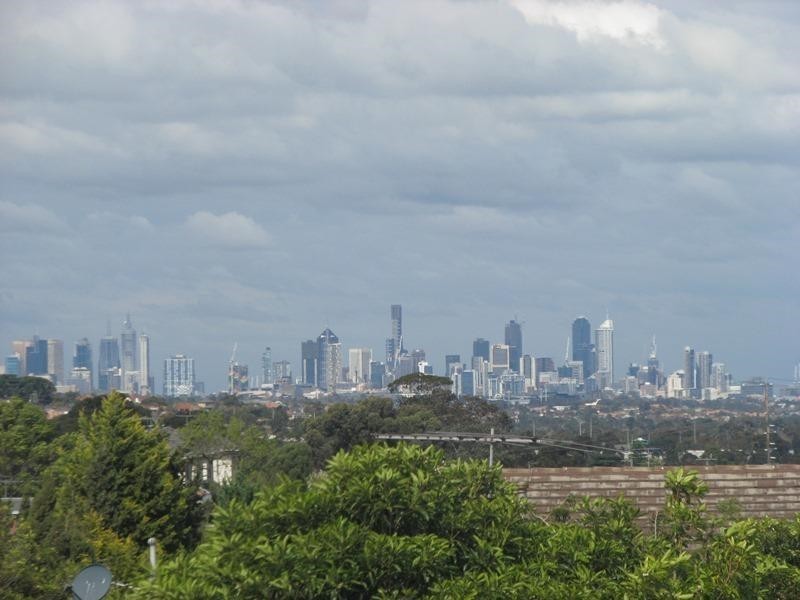 105A Snell Grove, Oak Park VIC 3046