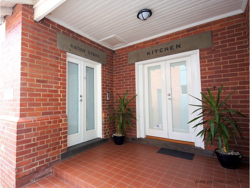 15 Gatehouse Place, Maribyrnong VIC 3032