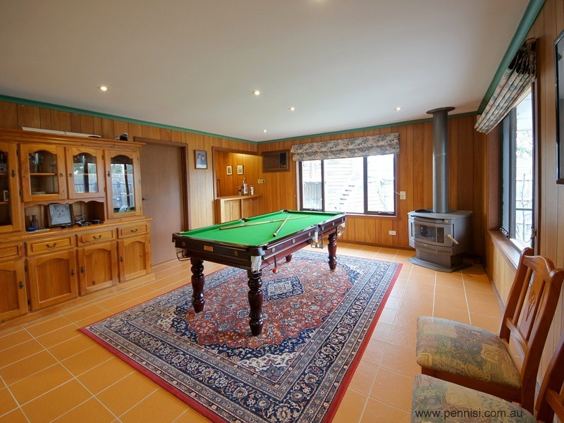 29 St Bernards Drive, Keilor East VIC 3033