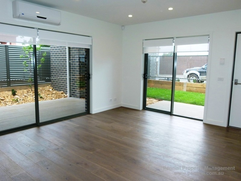 1/12 Leonard Crescent,, Ascot Vale VIC 3032