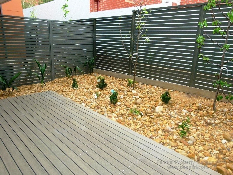 1/12 Leonard Crescent,, Ascot Vale VIC 3032