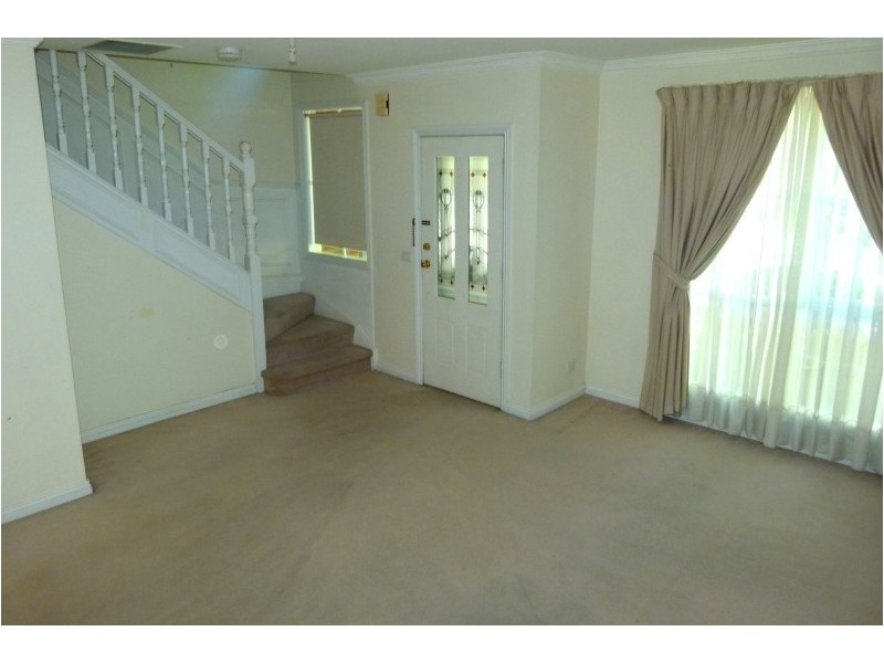 10 Bendall Street, Kensington VIC 3031