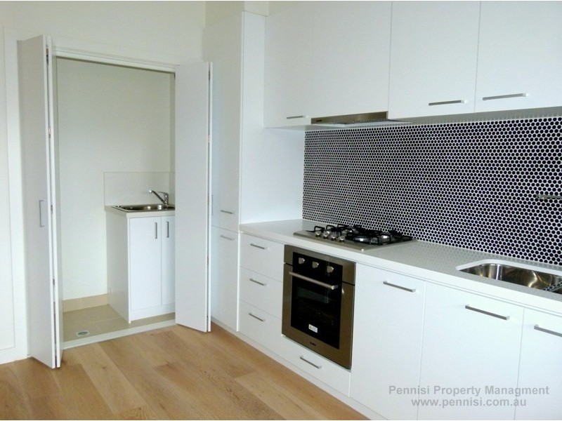 9/12 Leonard Crescent, Ascot Vale VIC 3032