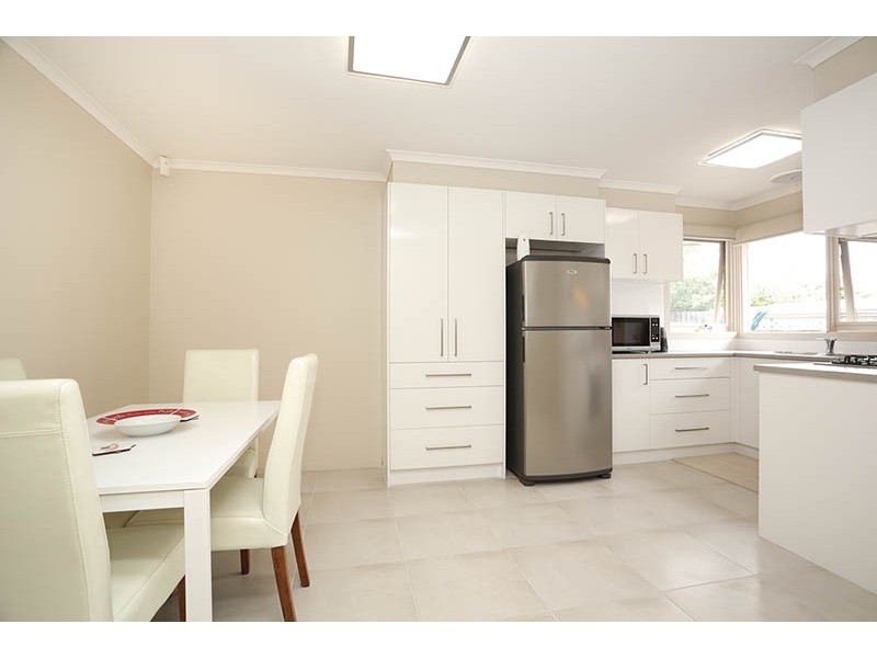 3/68 El Reno Crescent, Airport West VIC 3042