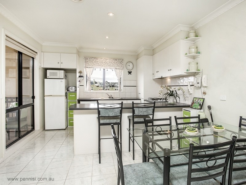 70-72 Coghlan Street, Niddrie VIC 3042