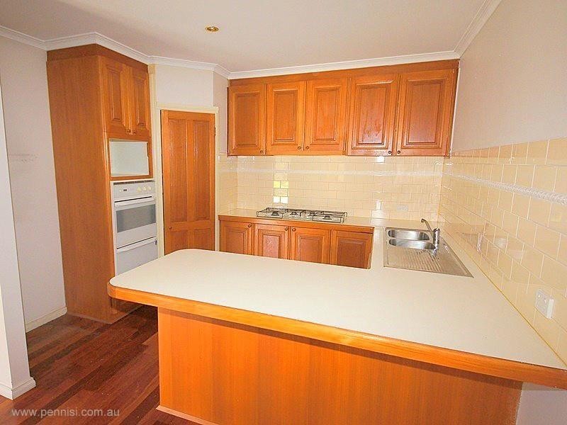 44 Rimcross Drive, Keilor East VIC 3033