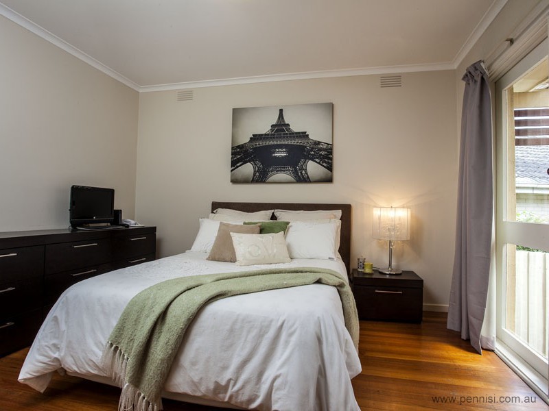 21 Strathaird Street, Strathmore VIC 3041