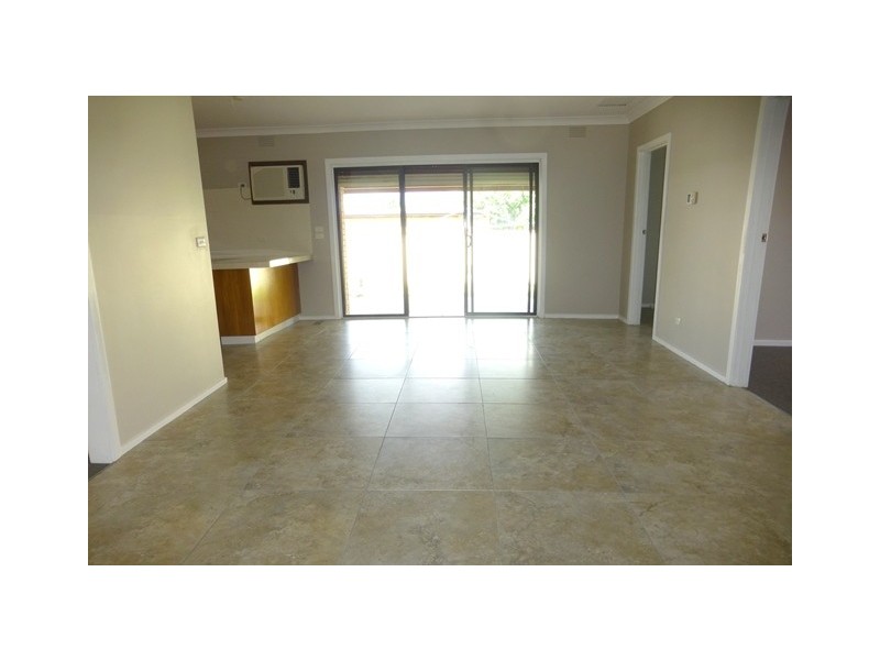 2 Collinson Street, Keilor Park VIC 3042
