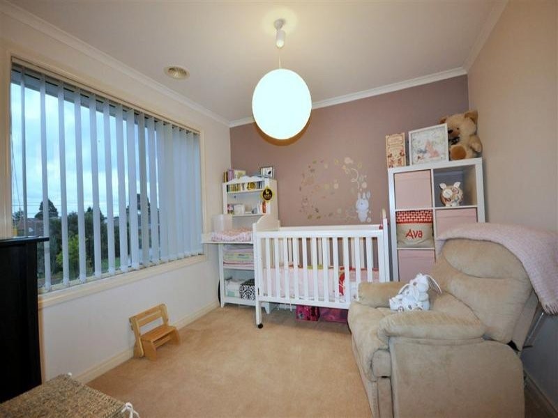 1/24 Birch Avenue, Tullamarine VIC 3043