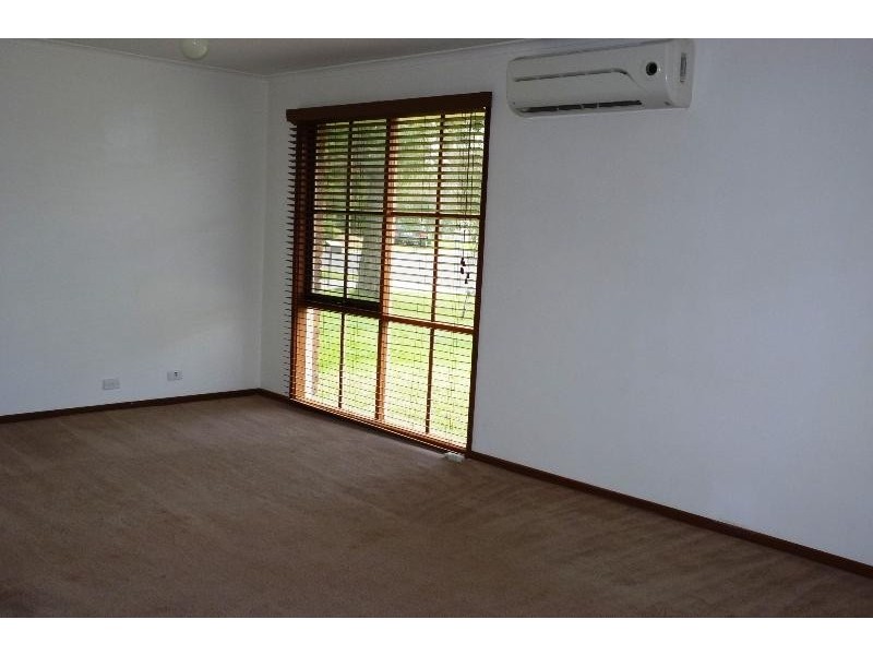 13 Strathconnon Square,, Tullamarine VIC 3043