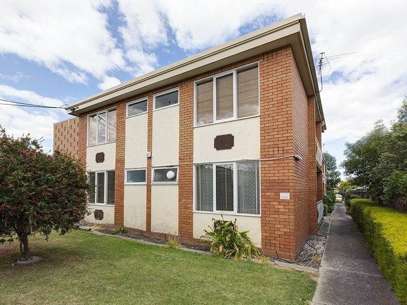 2/17 Kingsville Street, Kingsville VIC 3012