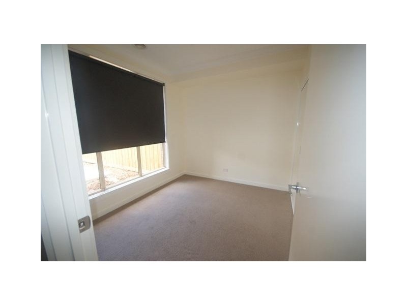 2/41 Collinson Street, Keilor Park VIC 3042