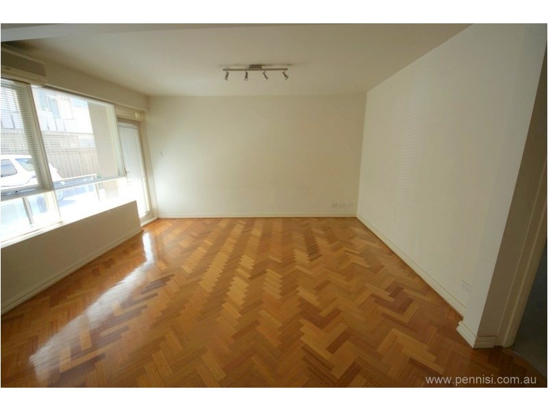 10/11 Kooyong Road, Armadale VIC 3143
