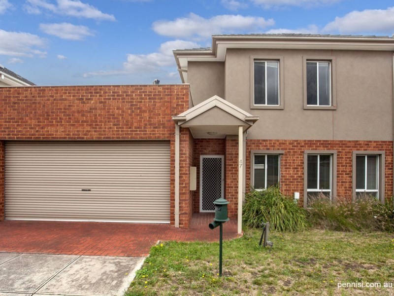 47 Balerno Circle, Gowanbrae VIC 3043