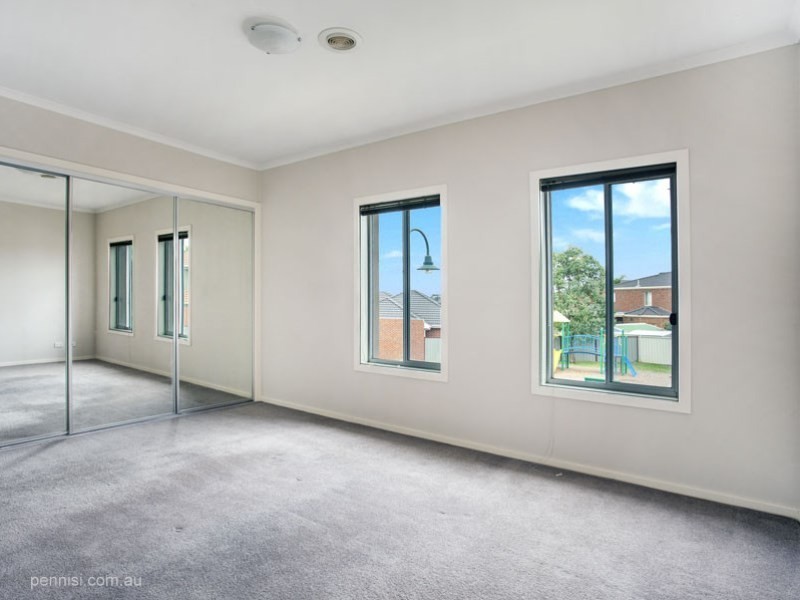 47 Balerno Circle, Gowanbrae VIC 3043