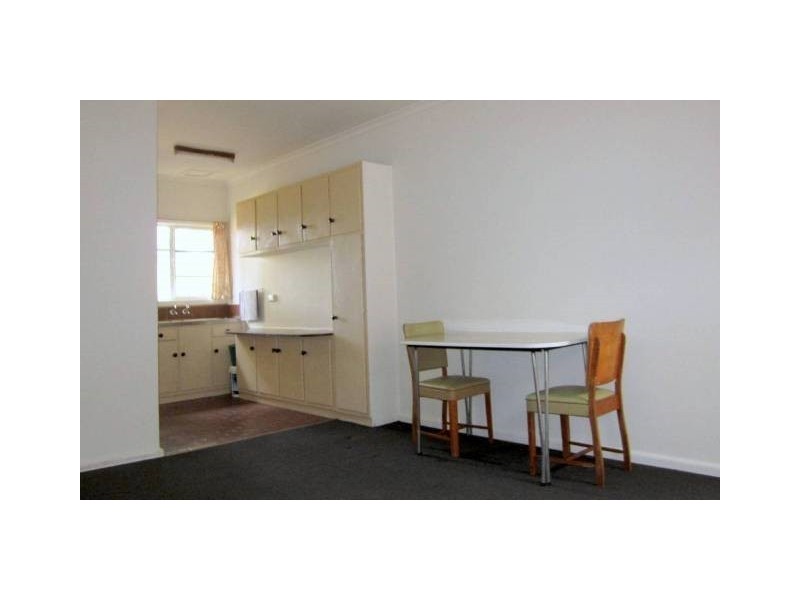 8/94 Kerferd Street, Essendon North VIC 3041