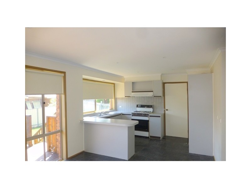 9 Venice Court, Avondale Heights VIC 3034