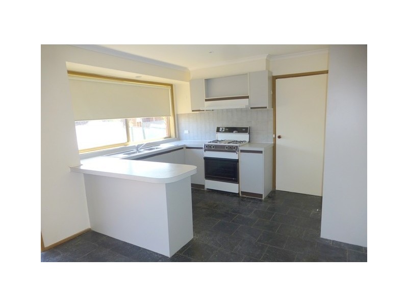 9 Venice Court, Avondale Heights VIC 3034