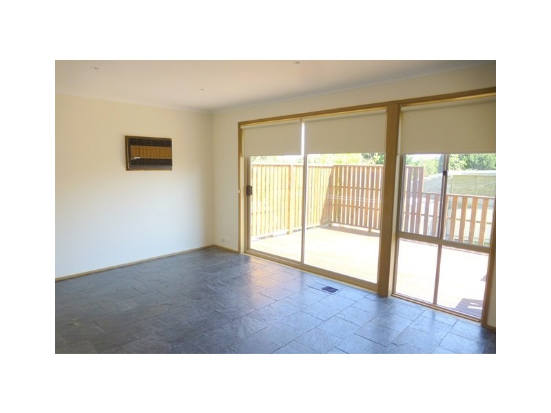 9 Venice Court, Avondale Heights VIC 3034