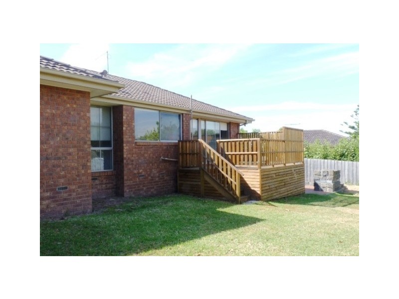 9 Venice Court, Avondale Heights VIC 3034