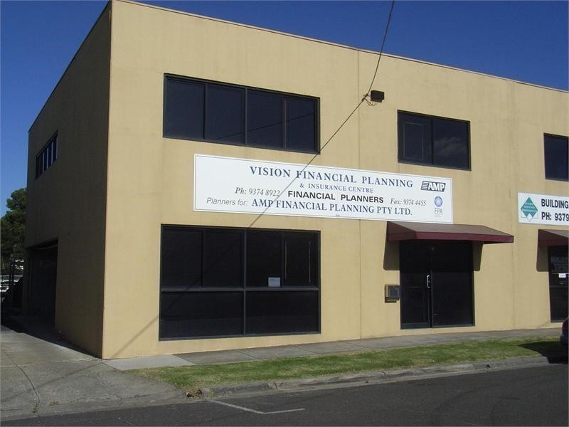 2/140 Keilor Rd, Essendon VIC 3040