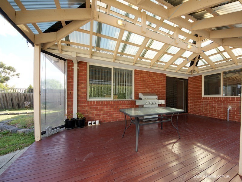 34 Proctor Crescent, Keilor Downs VIC 3038