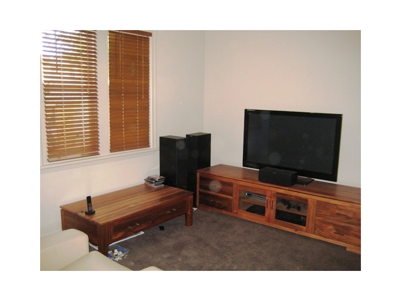 106 Ballarat Road, Maidstone VIC 3012