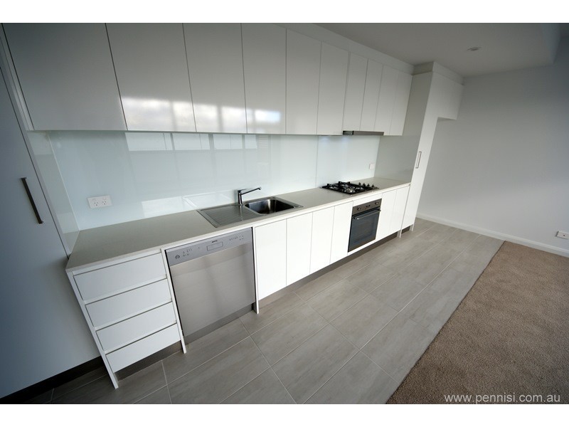 106/41 Victoria Street, Footscray VIC 3011