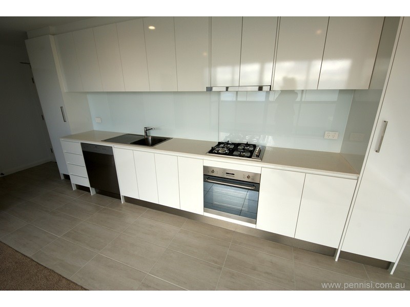 106/41 Victoria Street, Footscray VIC 3011