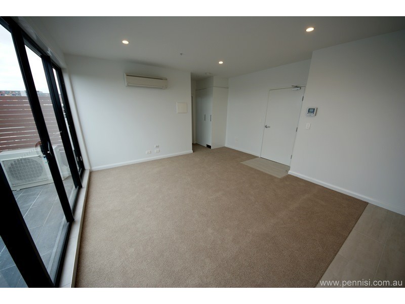 206/41 Victoria Street, Footscray VIC 3011