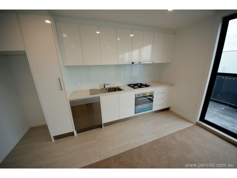 206/41 Victoria Street, Footscray VIC 3011