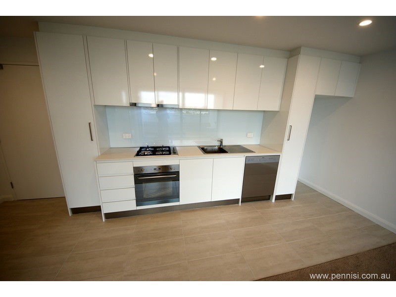 302/41 Victoria Street, Footscray VIC 3011