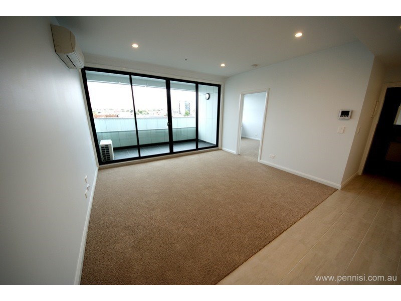 302/41 Victoria Street, Footscray VIC 3011