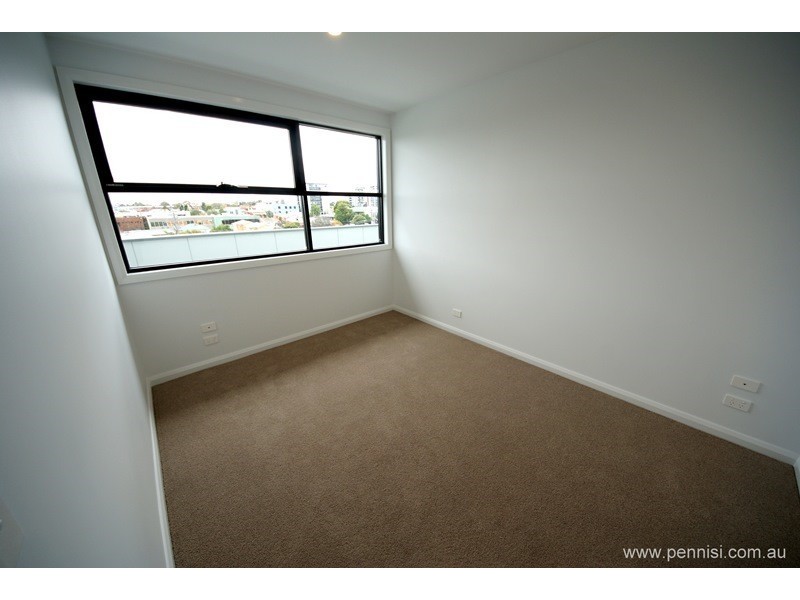 302/41 Victoria Street, Footscray VIC 3011