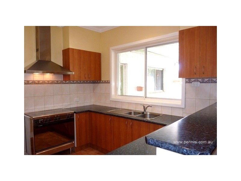 2 Tadstan Drive, Tullamarine VIC 3043