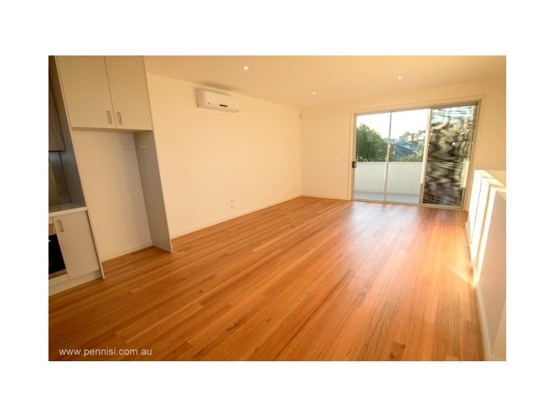 17 Stewart Street, Pascoe Vale VIC 3044
