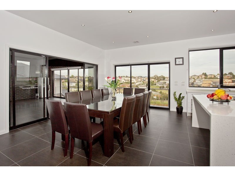 57 Steele Creek Drive, Keilor East VIC 3033