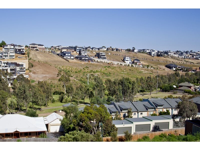 57 Steele Creek Drive, Keilor East VIC 3033
