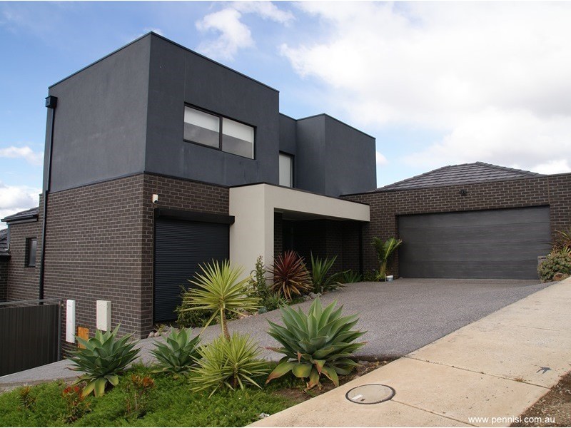 57 Steele Creek Drive, Keilor East VIC 3033