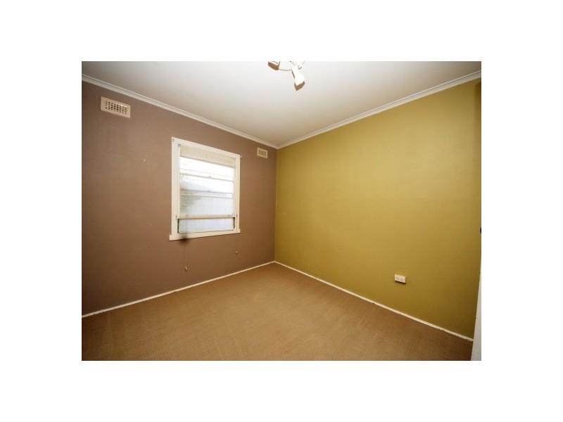 1/18 Caroline Street, Essendon VIC 3040