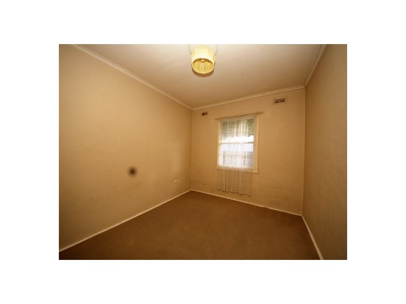 1/18 Caroline Street, Essendon VIC 3040