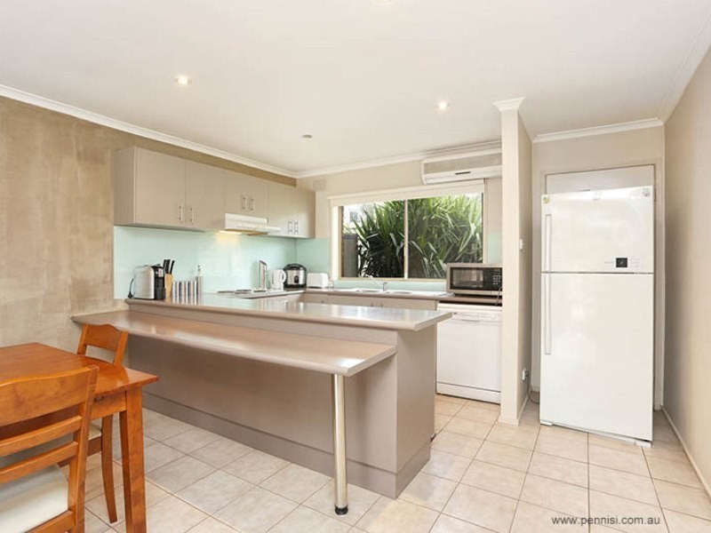 27/25 Goble Street, Niddrie VIC 3042