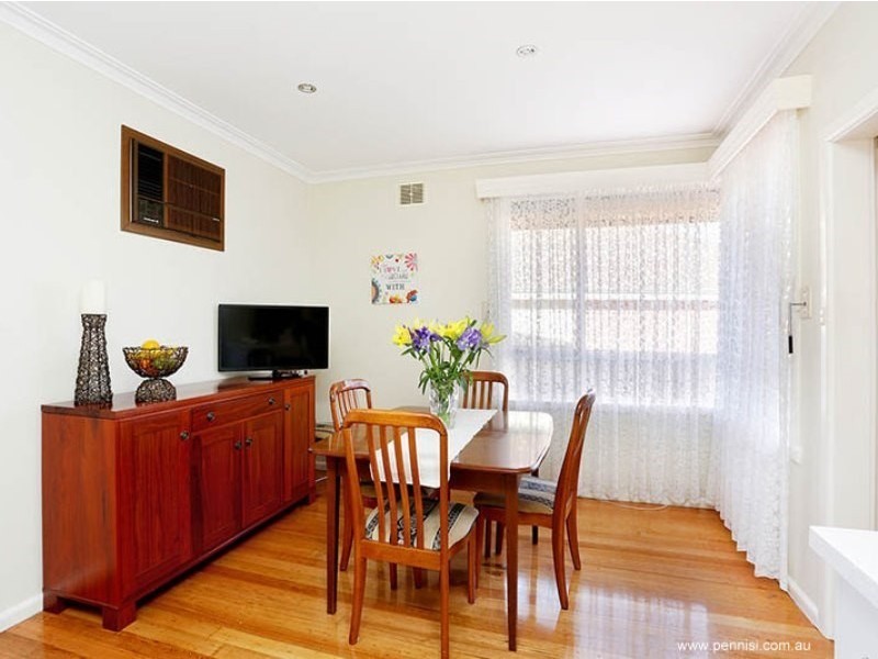 46 Newman Crescent, Niddrie VIC 3042