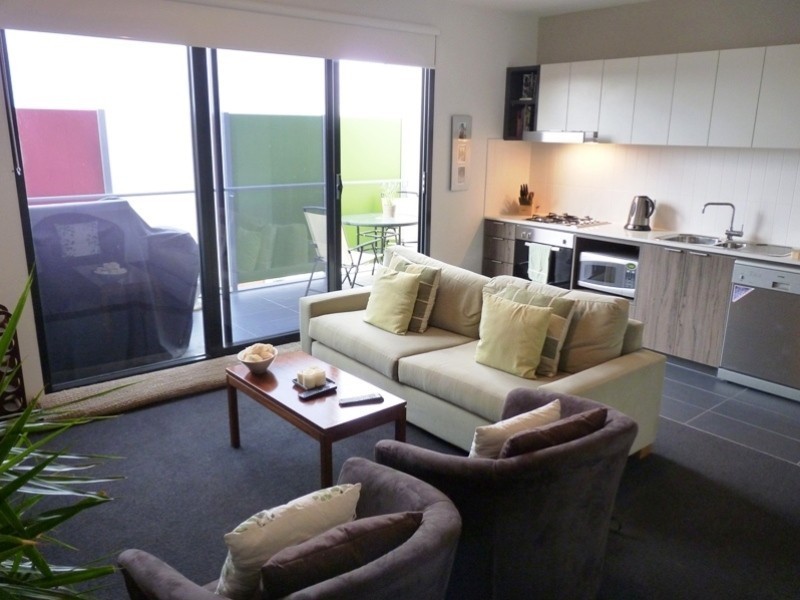 16/60 Keilor Road, Essendon VIC 3040