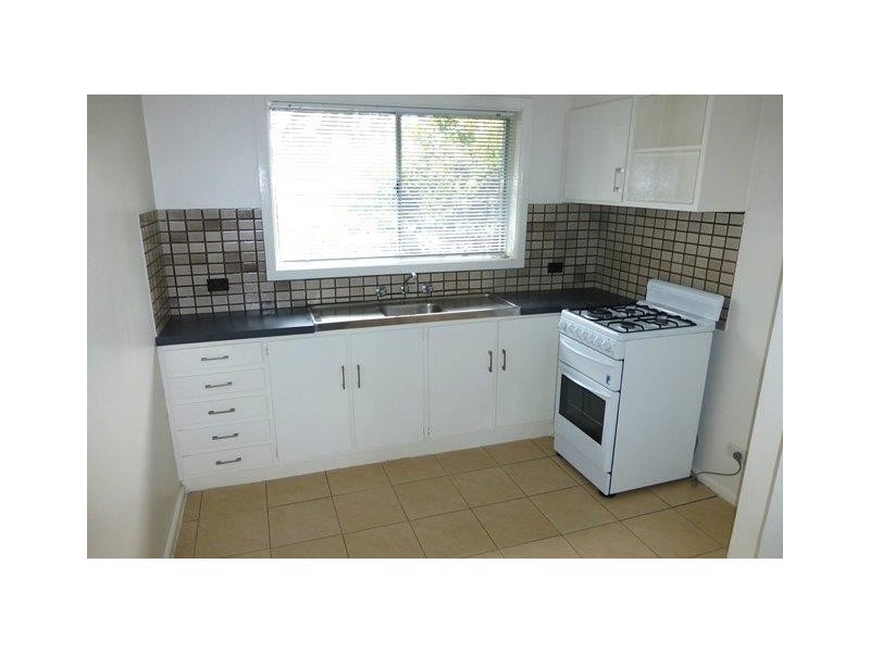 4/10 Loeman Street, Essendon VIC 3040