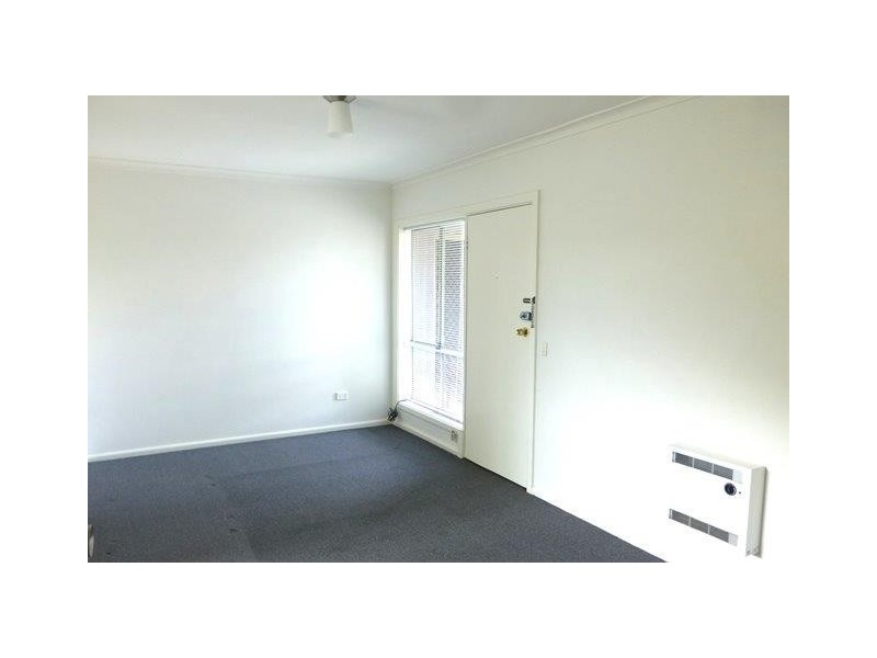 4/10 Loeman Street, Essendon VIC 3040