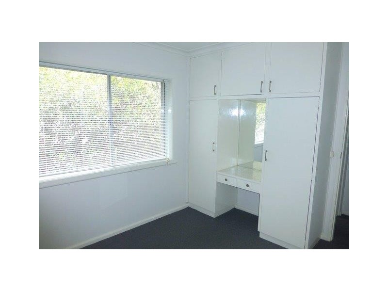 4/10 Loeman Street, Essendon VIC 3040